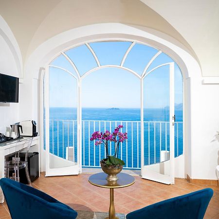 Villa Santa Chiara Positano Suites المظهر الخارجي الصورة