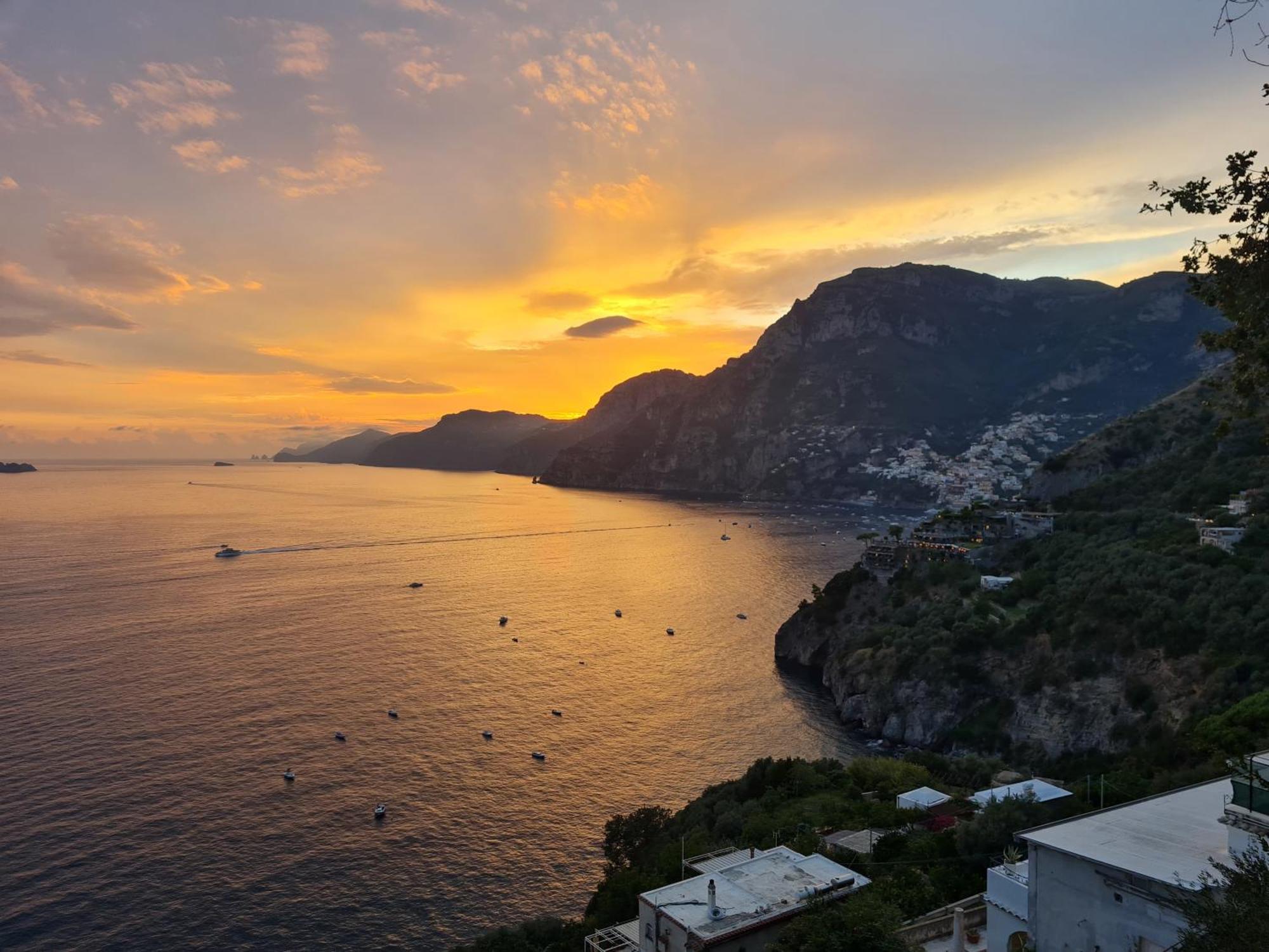 Villa Santa Chiara Positano Suites المظهر الخارجي الصورة