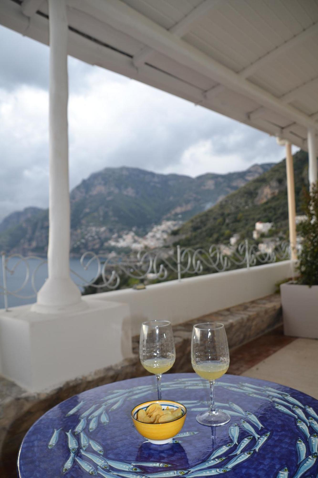 Villa Santa Chiara Positano Suites المظهر الخارجي الصورة