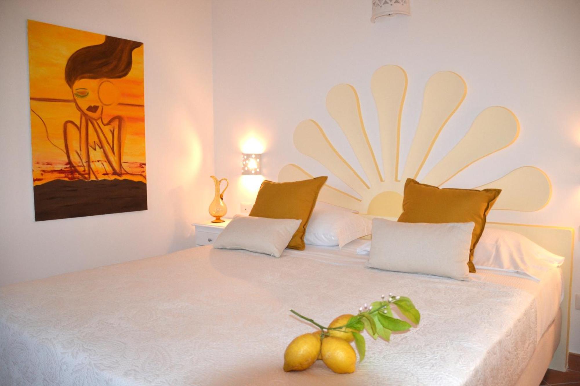 Villa Santa Chiara Positano Suites المظهر الخارجي الصورة