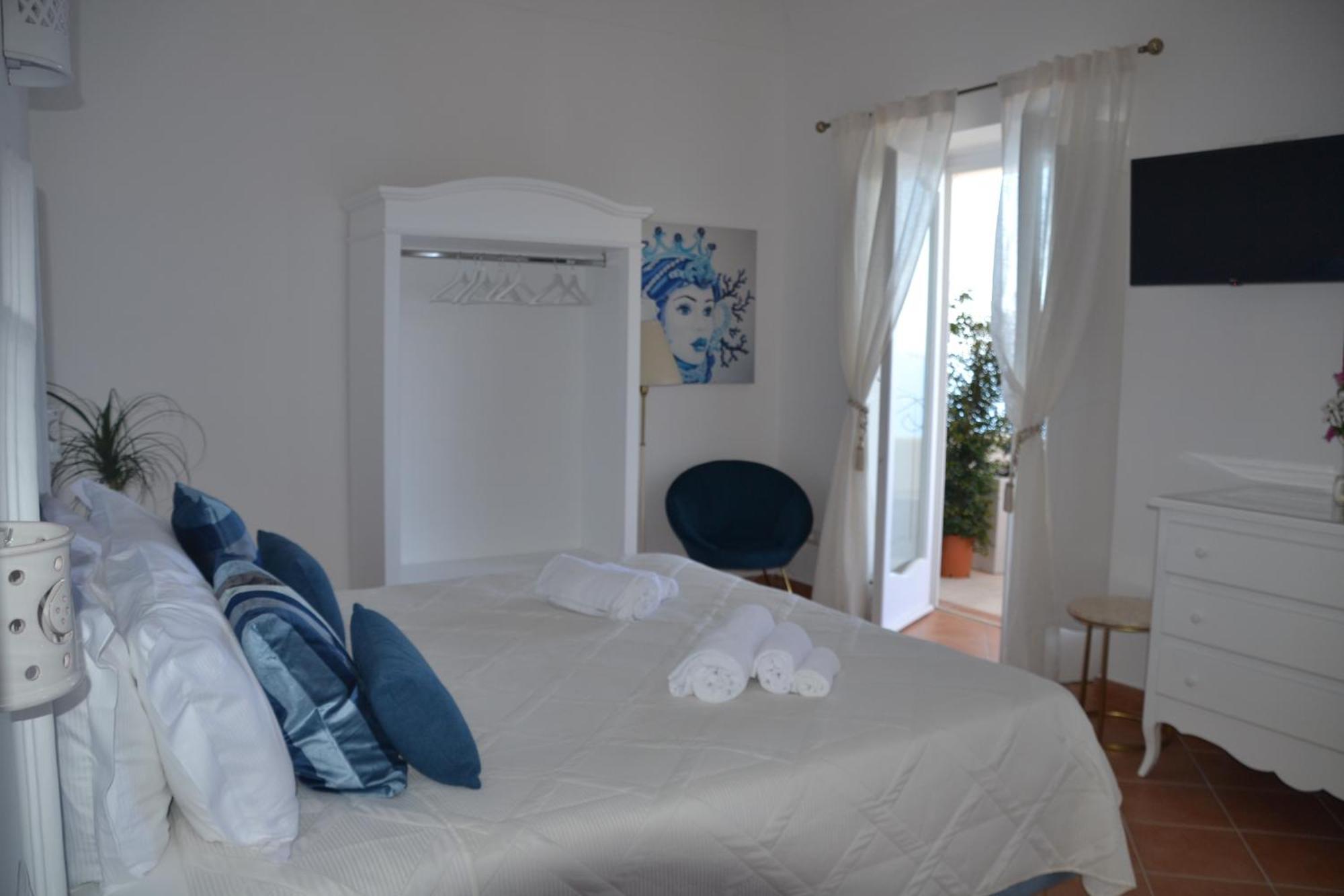 Villa Santa Chiara Positano Suites المظهر الخارجي الصورة