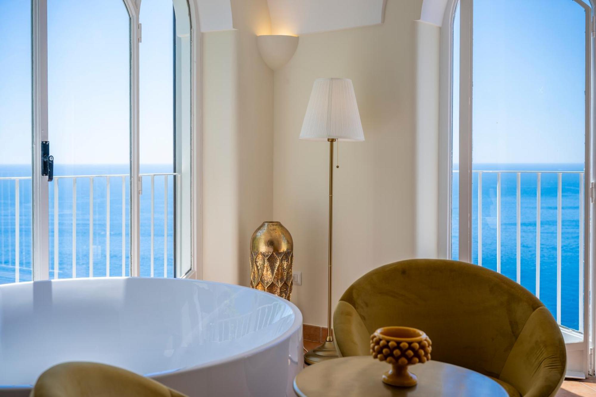 Villa Santa Chiara Positano Suites المظهر الخارجي الصورة
